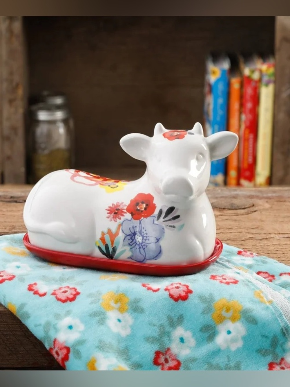 🌺 New The Pioneer Woman Flea Market Red Decorated
6.5" Cow Butter Dish Lidded